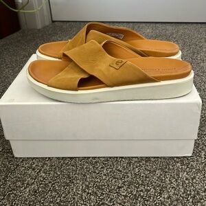 Ecco sandals, size 39, good condition.